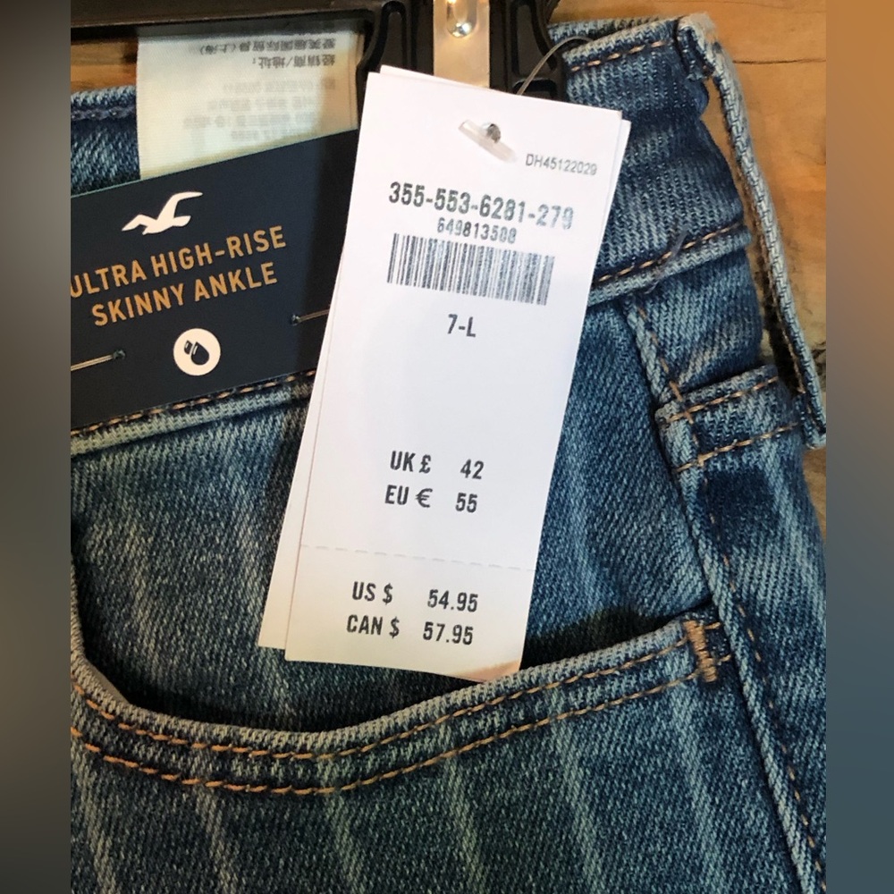 Hollister High Rise Skinny NWT Women’s Jeans